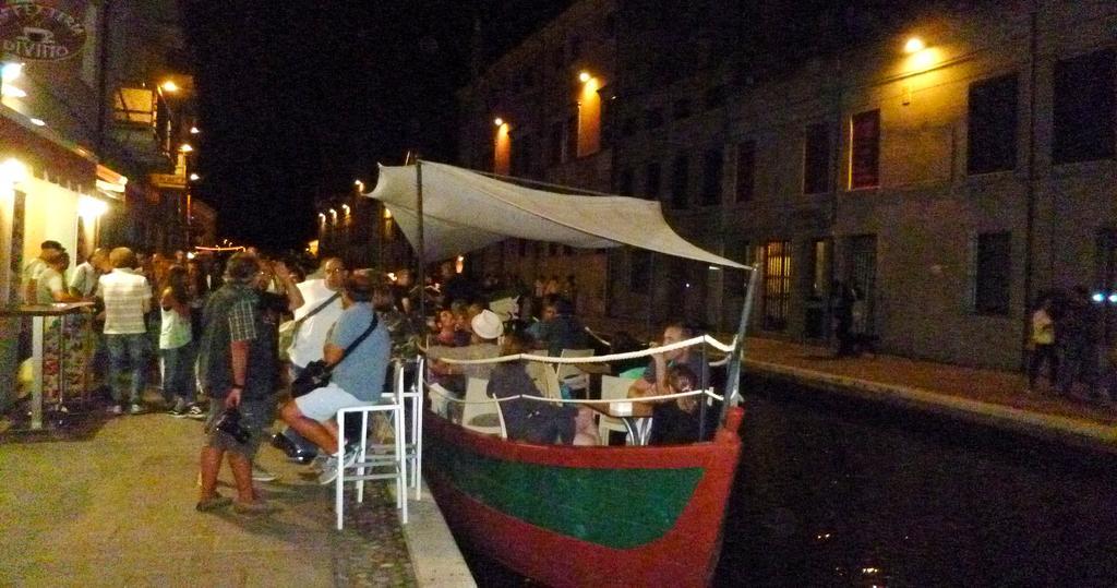 Residenza Holiday Llido Degli Estensi Buitenkant foto