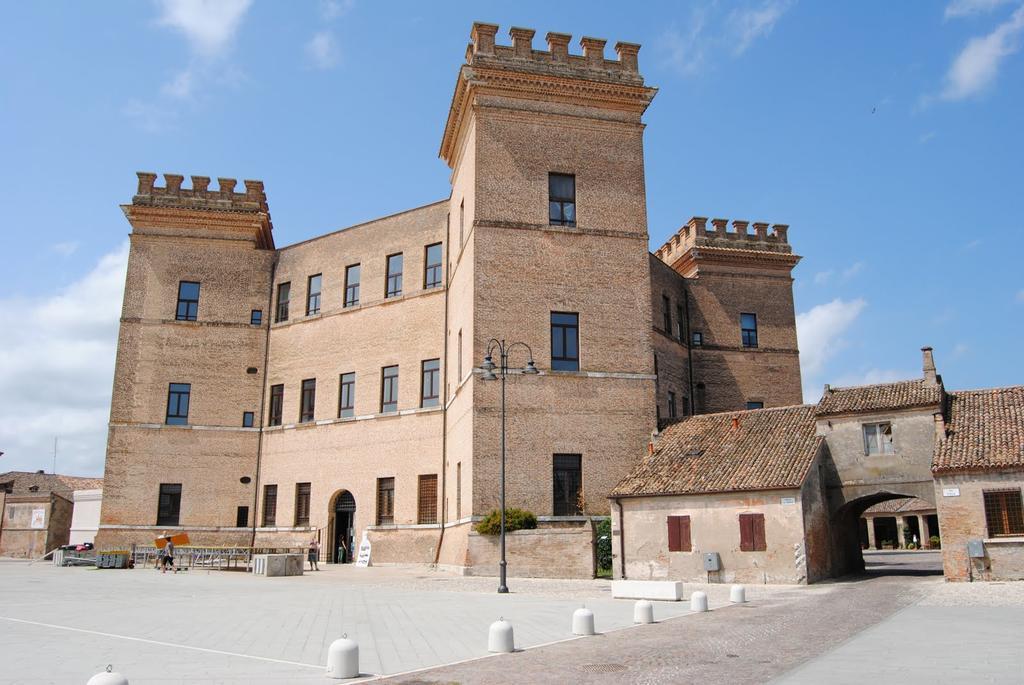 Residenza Holiday Llido Degli Estensi Buitenkant foto
